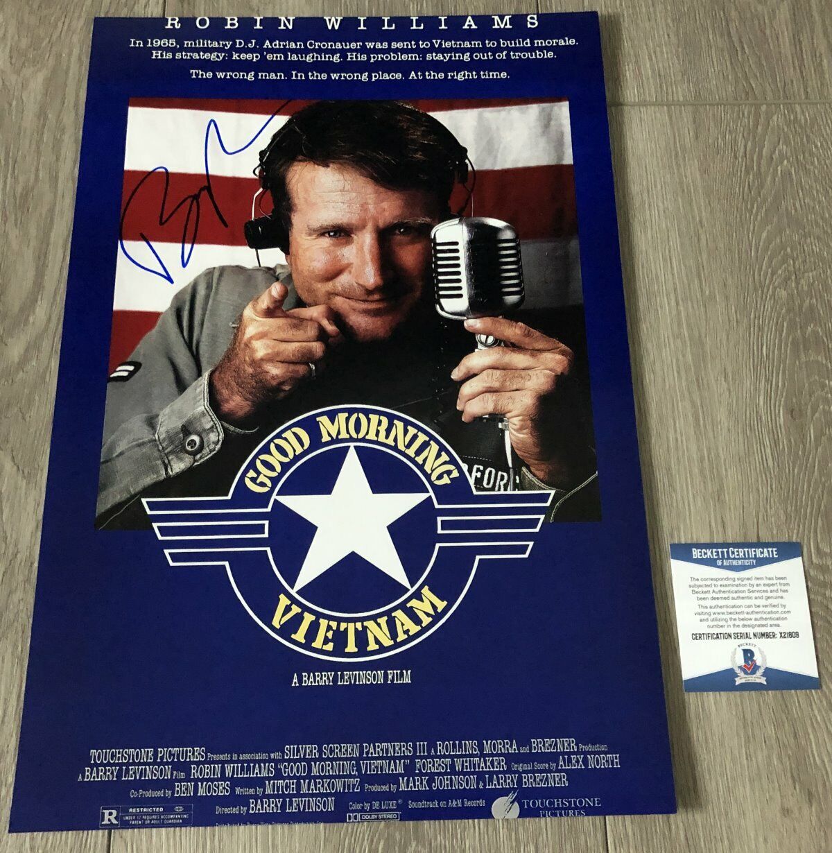 BARRY LEVINSON SIGNED GOOD MORNING VIETNAM 12x18 Photo Poster painting w/PROOF & BECKETT BAS COA