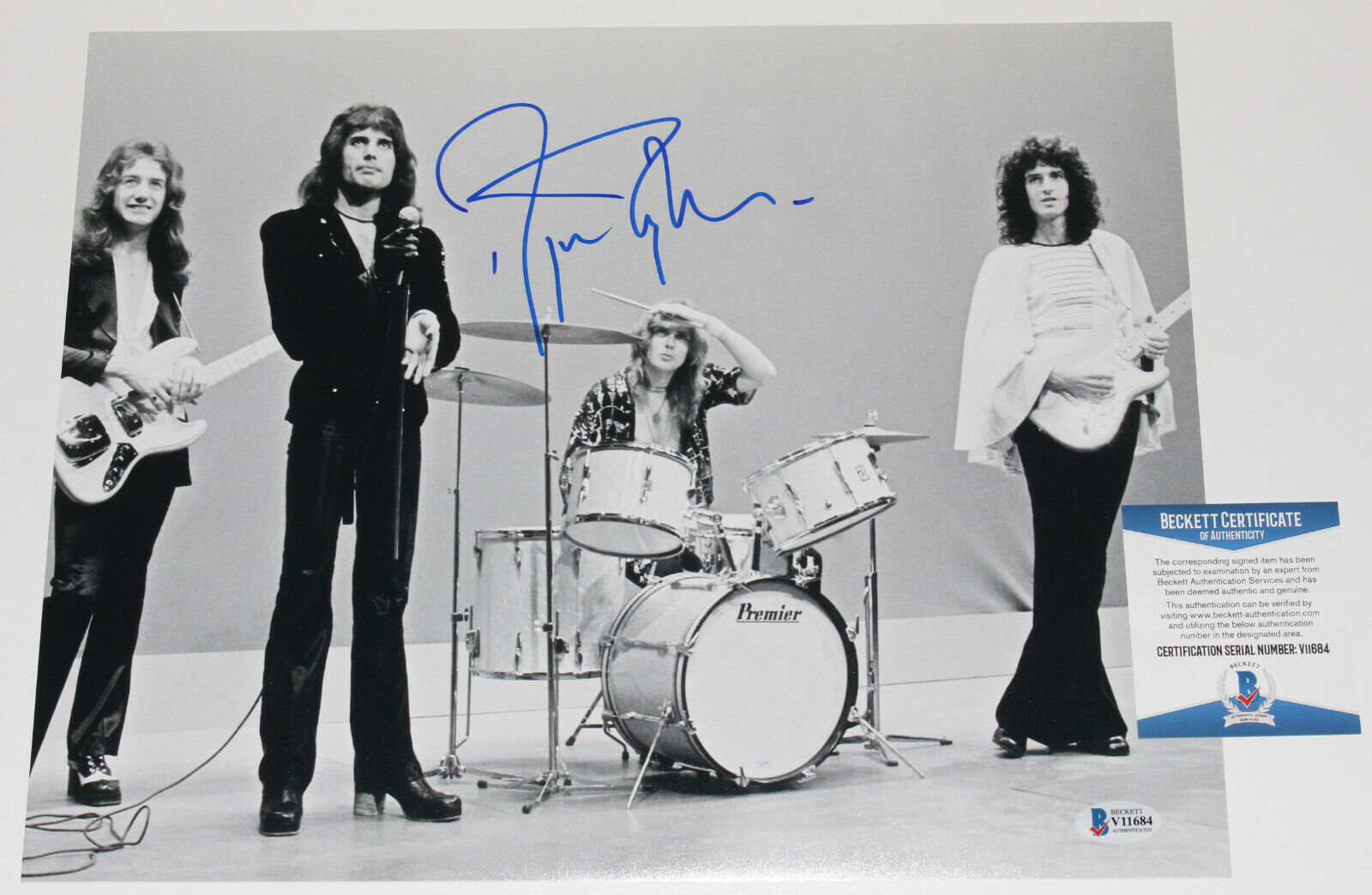 ROGER TAYLOR QUEEN DRUMMER SIGNED AUTHENTIC 11x14 Photo Poster painting PROOF BECKETT BAS COA