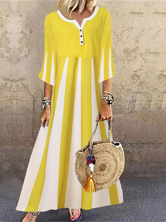 Women Half Sleeve V-neck Solid Color Dress