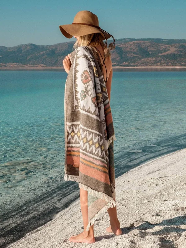 Ethnic Print Multifunctional Beach Blanket（90*180cm）