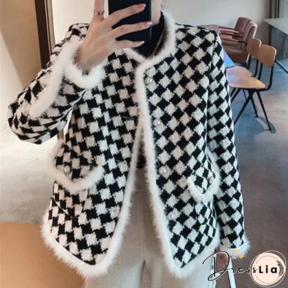 Female Leisure Black and White Plaid Coat Wool Coat