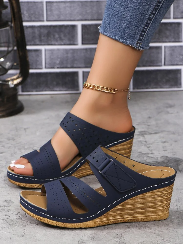 Yyvonne Bottom Round Head One-Word Wear 2025 New Summer Slope And Large-Size Women's Fashion Cold Slippers 43