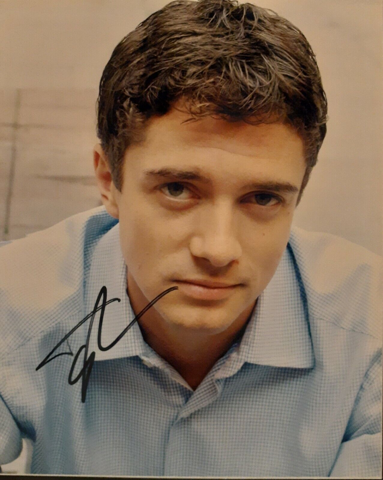 Topher Grace signed 8x10