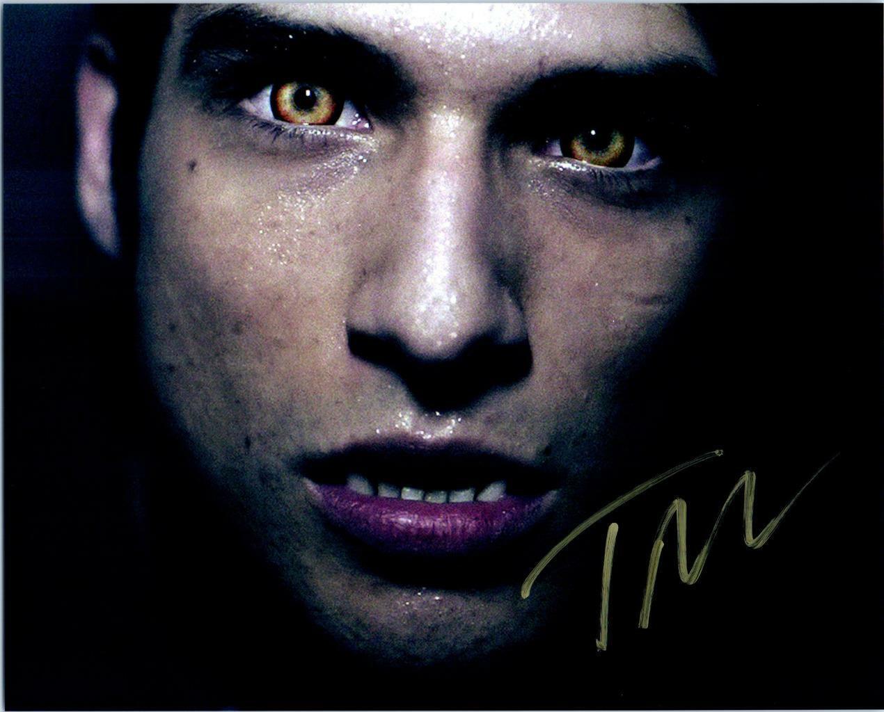 Tyler Posey 8x10 Autographed signed Photo Poster painting Picture and COA