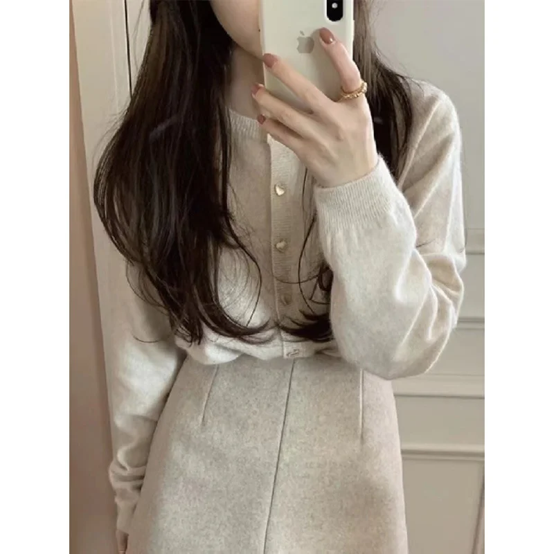 Uveng Uveng Knitted Cardigan Girl Spring And Autumn Gentle Wind High-End Feeling Short Sweater Coat Small Mantle