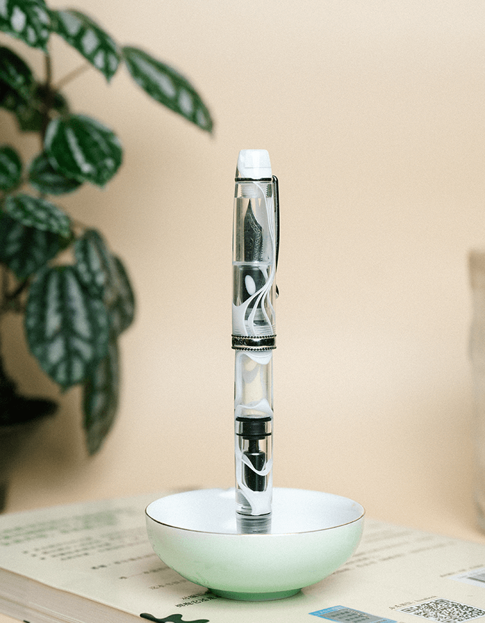 TIANZI T01 Piston-filling Fountain Pen in White