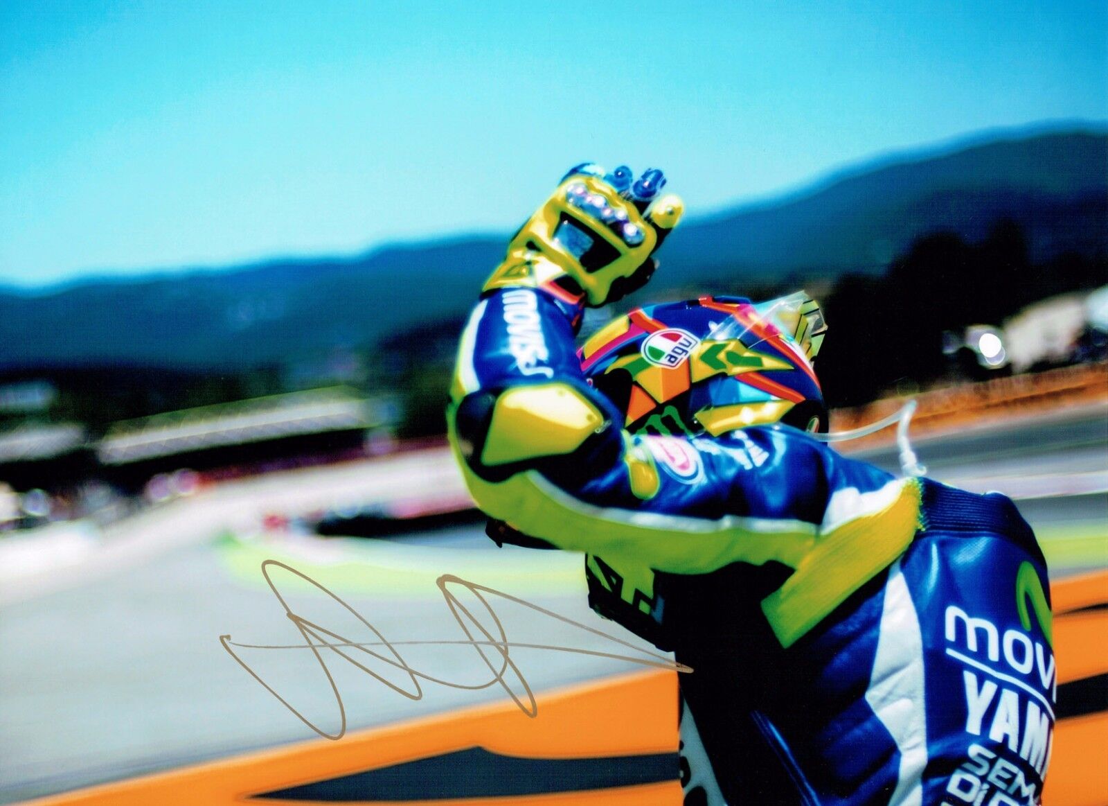 VALENTINO ROSSI Autograph SIGNED 16x12 Yamaha 2016 Photo Poster painting AFTAL COA RARE