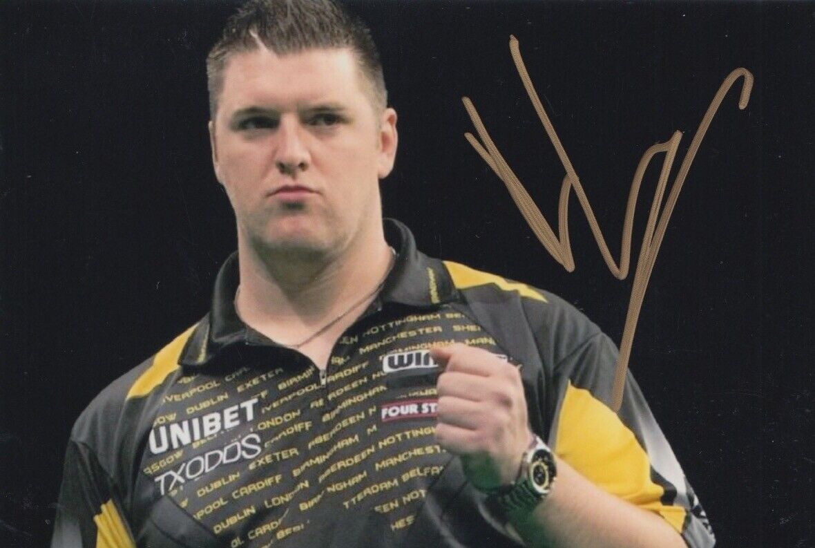 DARYL GURNEY HAND SIGNED 6X4 Photo Poster painting - DARTS AUTOGRAPH - SUPERCHIN 4.