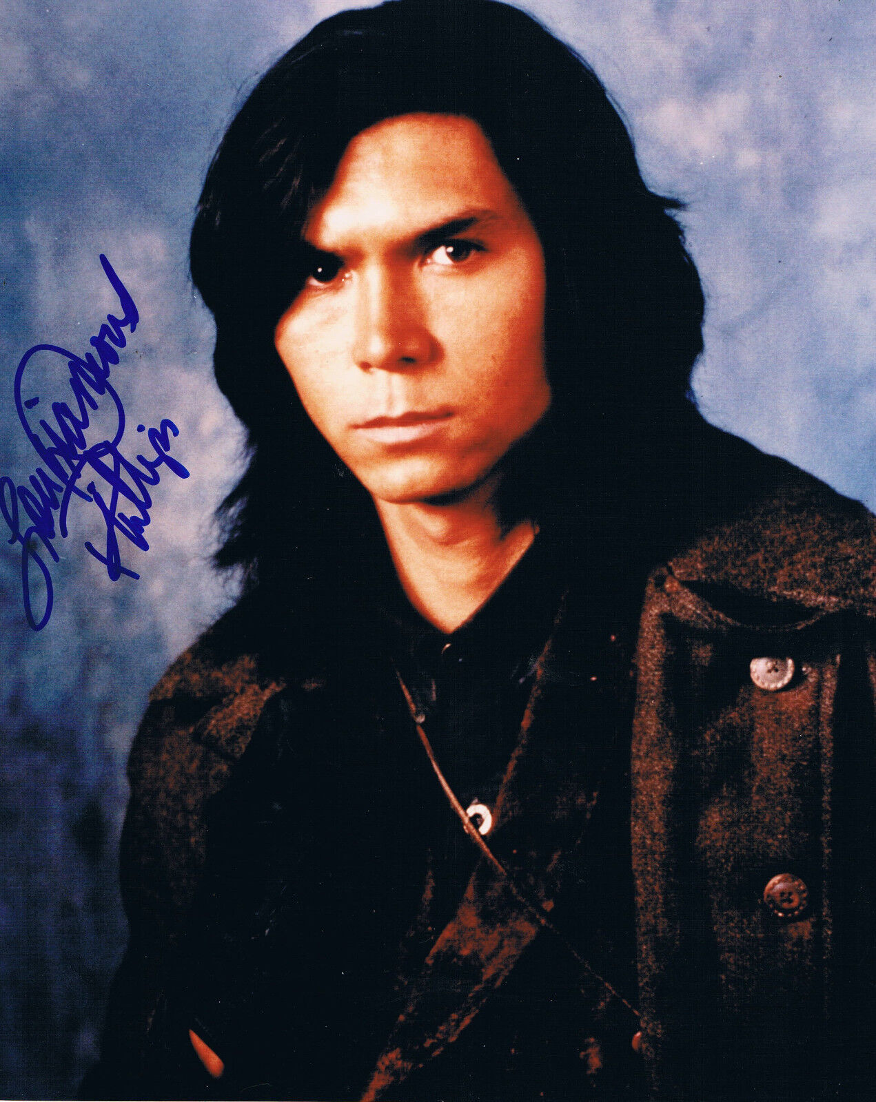 Lou Diamond Phillips 1962- genuine autograph Photo Poster painting 8x10