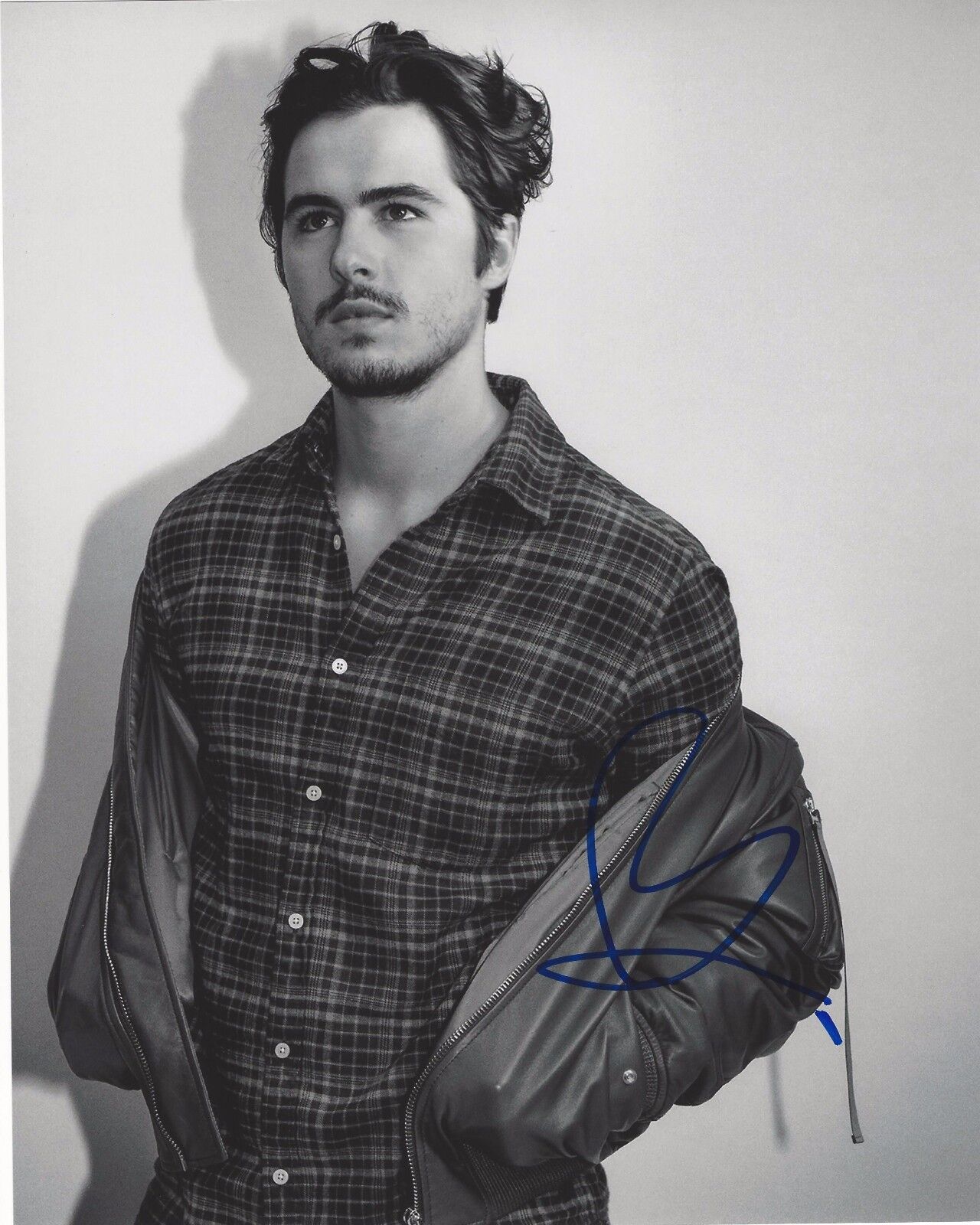 ACTOR BEN SCHNETZER SIGNED WARCRAFT MOVIE 8X10 Photo Poster painting A W/COA BOOK THIEF SNOWDEN