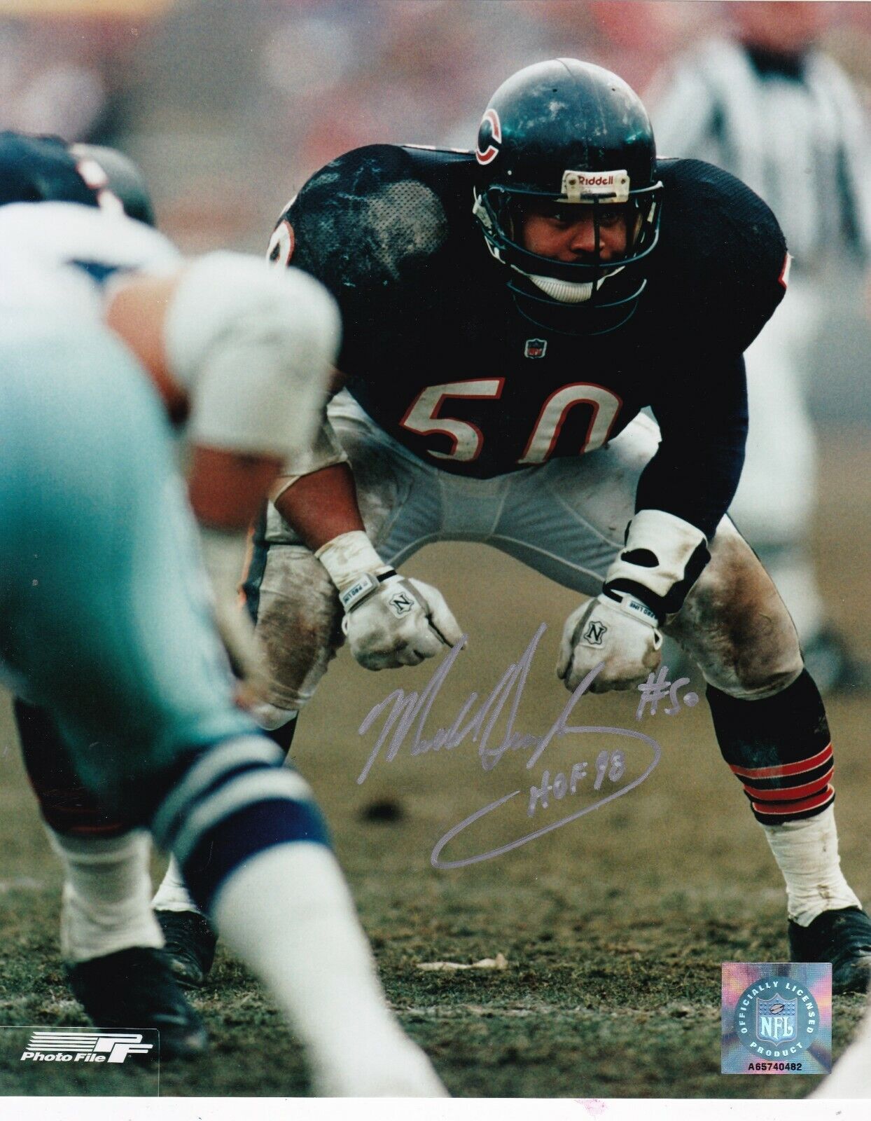 MIKE SINGLETARY CHICAGO BEARS HOF 1998 ACTION SIGNED 8X10