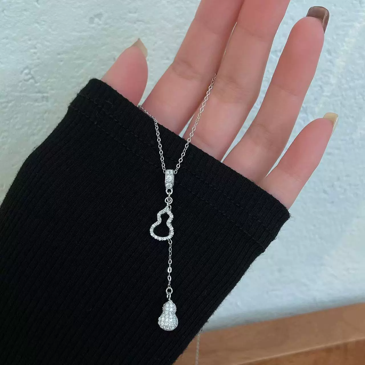 Double-layered, gold-plated brass, zircon, gourd, titanium, steel necklace.