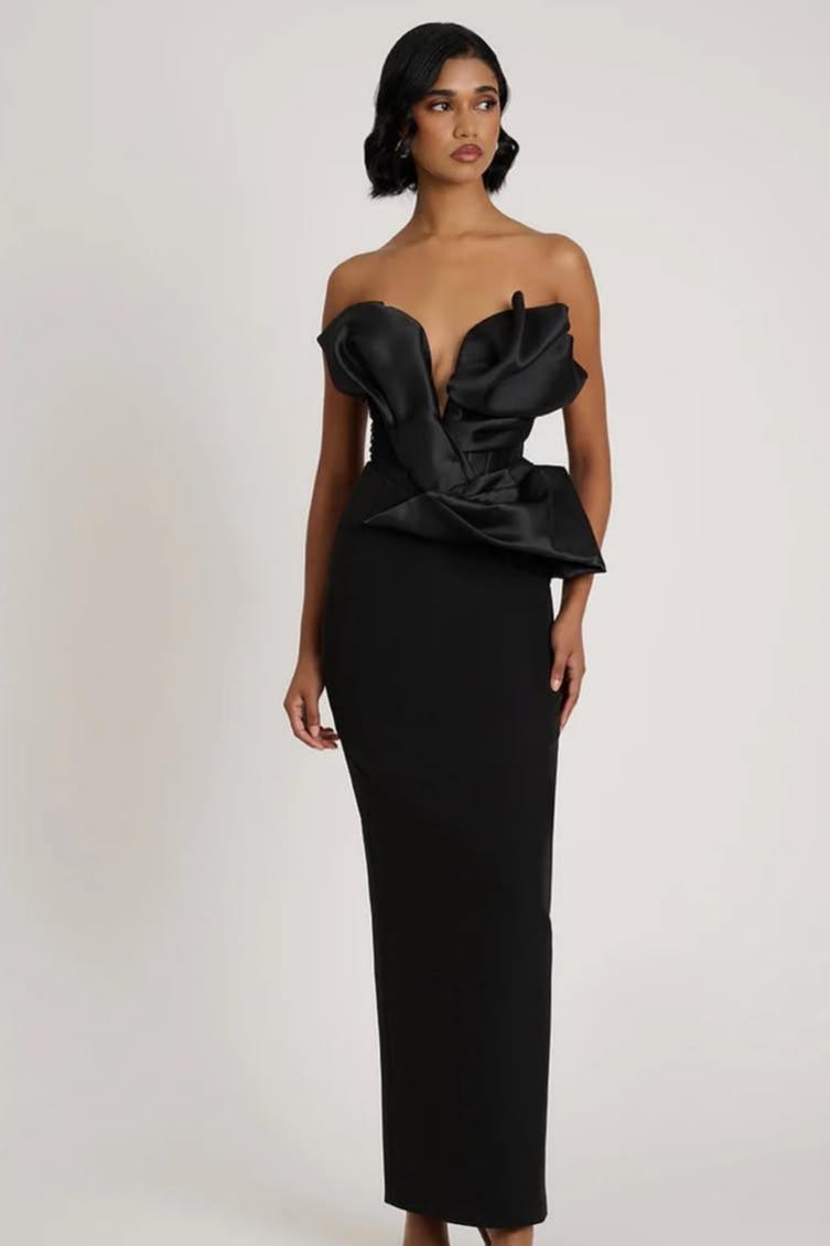 Lussooy Stunning Black Satin Strapless Sleeveless Sweetheart Long Prom Dress 