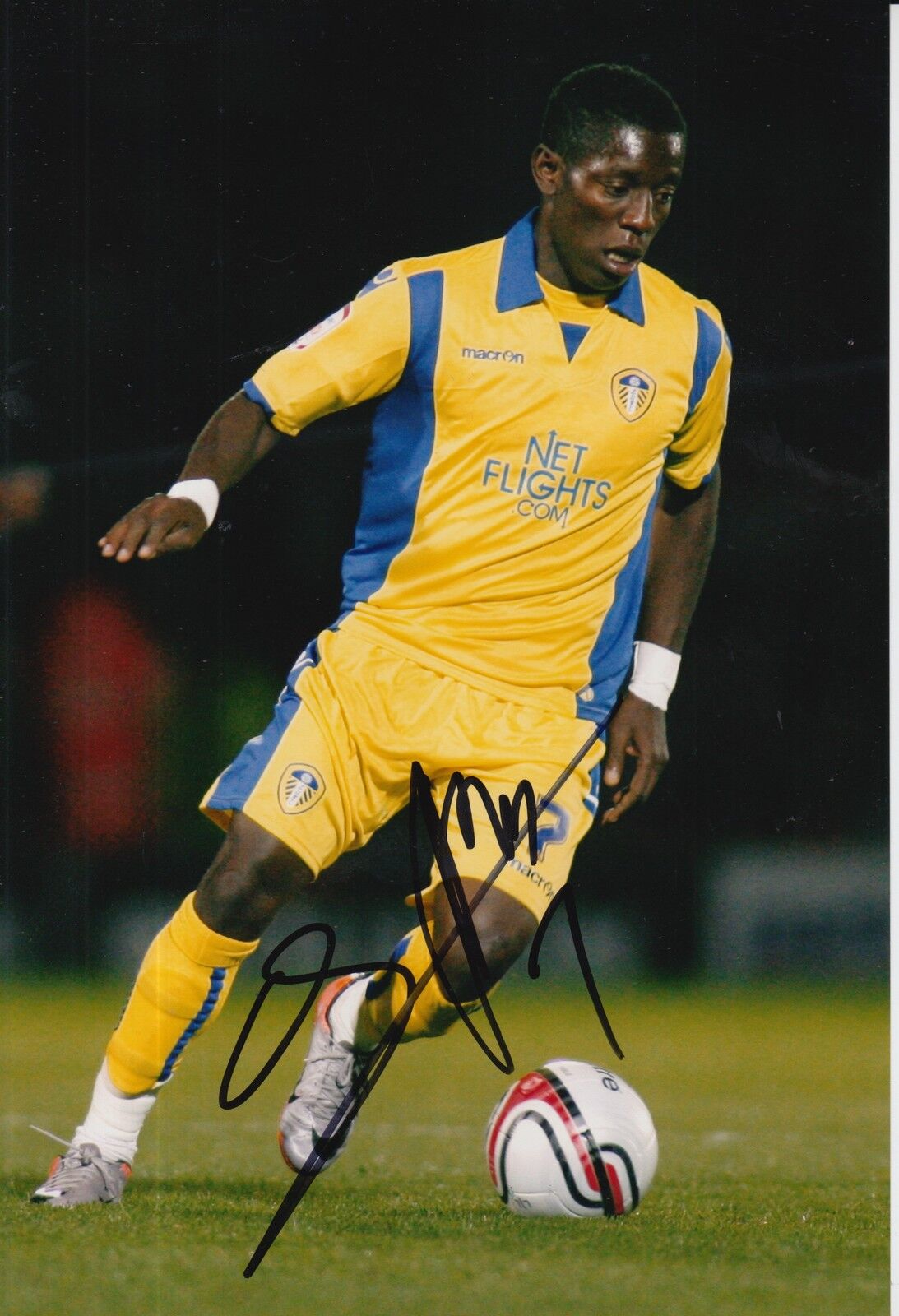 LEEDS UNITED HAND SIGNED MAX GRADEL 12X8 Photo Poster painting.