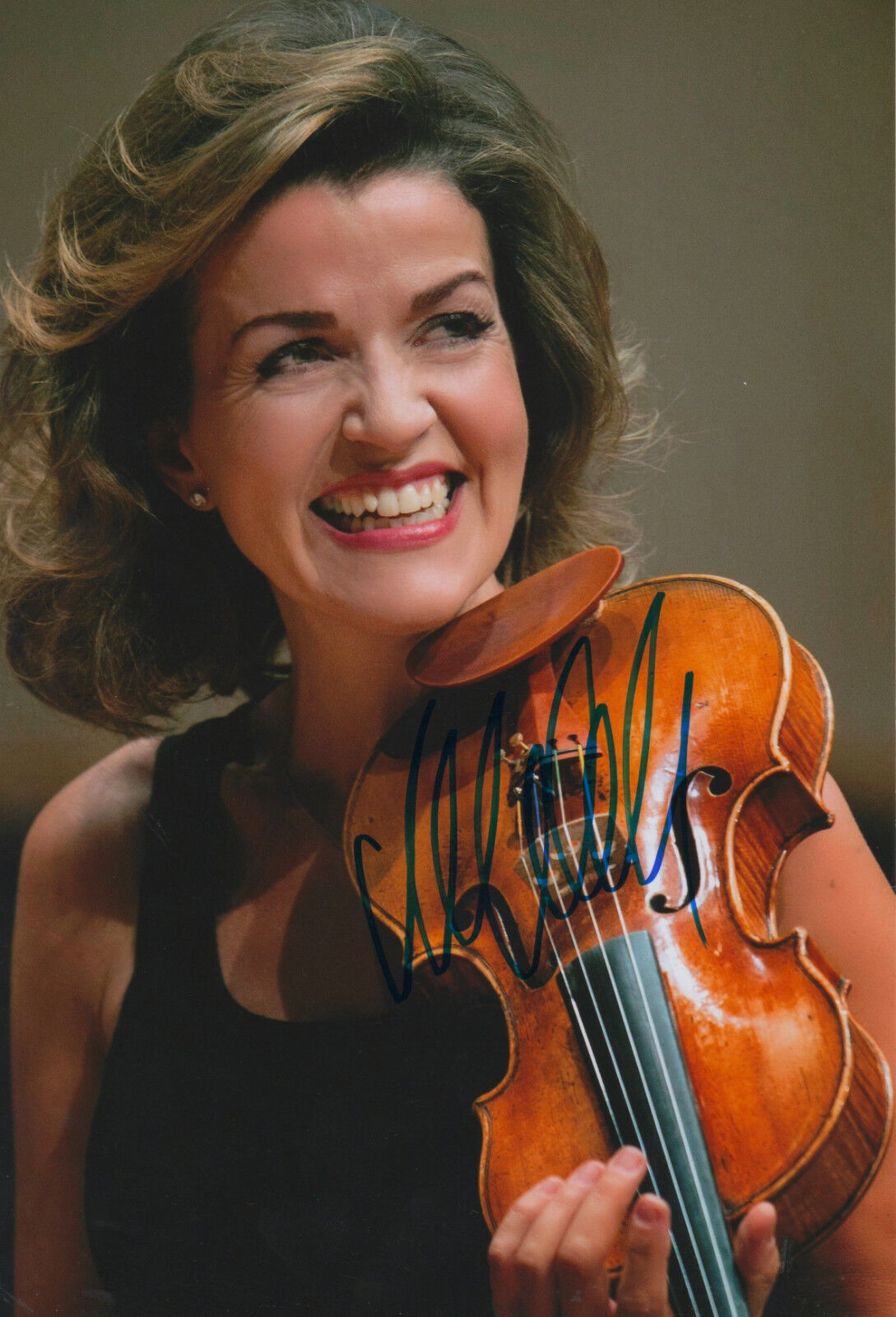 Anne Sophie Mutter Violinist signed 8x12 inch Photo Poster painting autograph