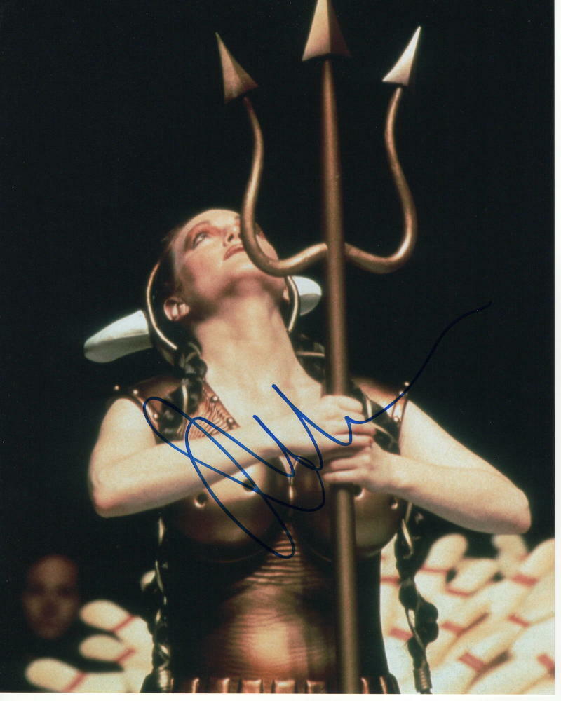 JULIANNE MOORE SIGNED AUTOGRAPHED 8X10 Photo Poster painting - BIG LEBOWSKI, BOOGIE NIGHTS 3