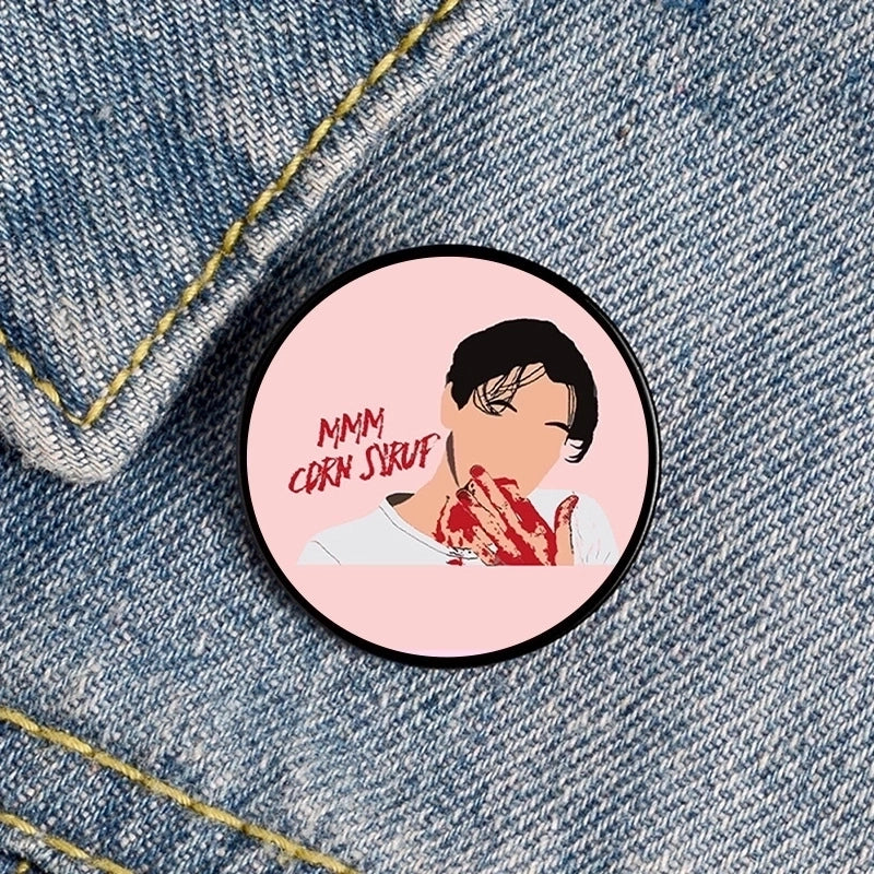 Cartoon Style Pin Cartoon Character Heart Shape Alloy Mixed Materials Unisex Brooches