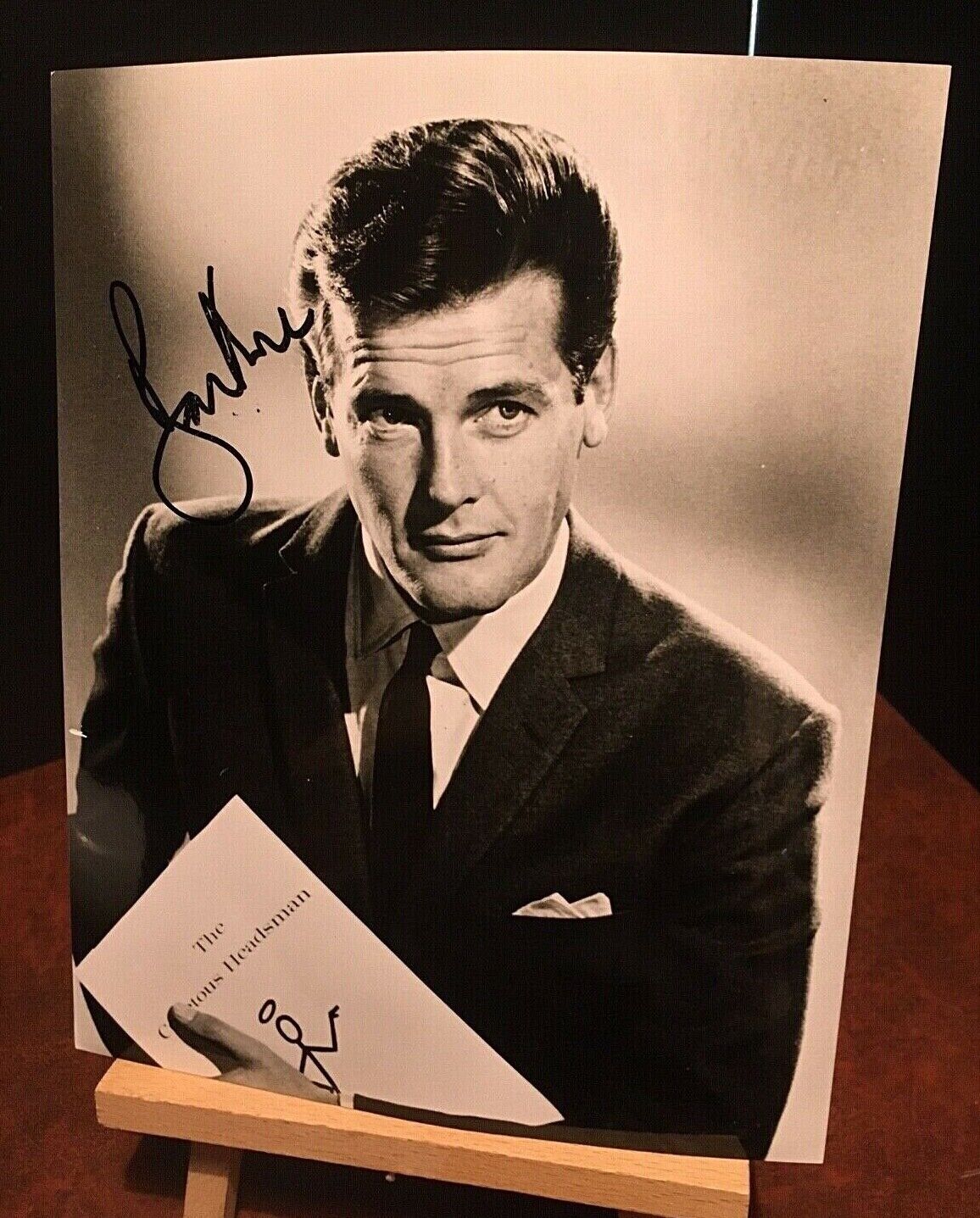 ROGER MOORE The Saint Genuine Authentic Signed 10x8 Photo Poster painting UACC COA James Bond