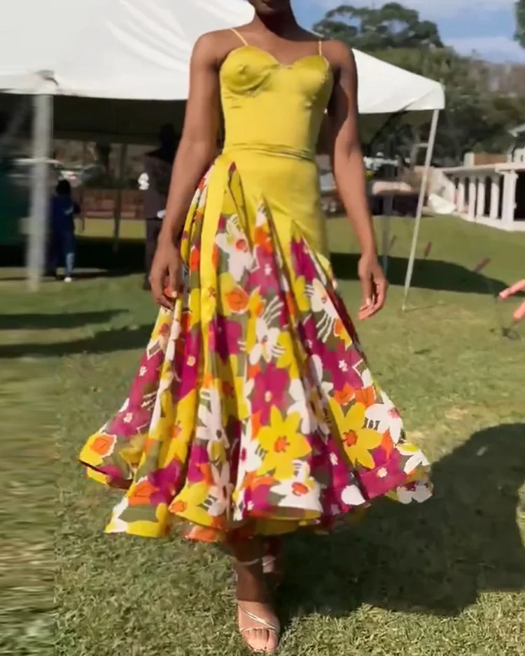 Sleeveless printed panel dress