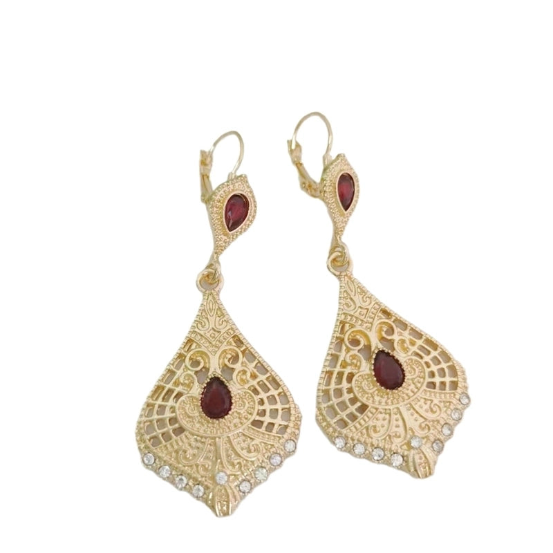 1 Pair Elegant Vintage Style Lady Geometric Inlay Zinc Alloy Zirconia 18K Gold Plated Drop Earrings