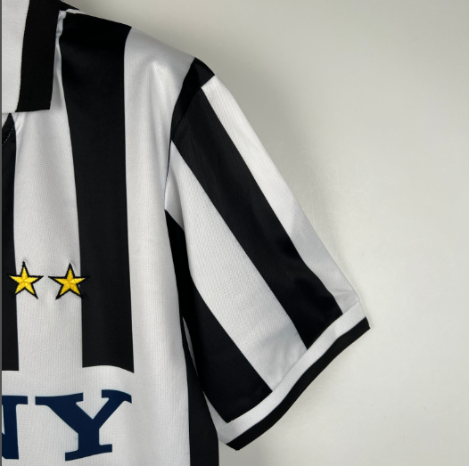 Retro Juventus 96/97 Home Football Shirt Thai Quality