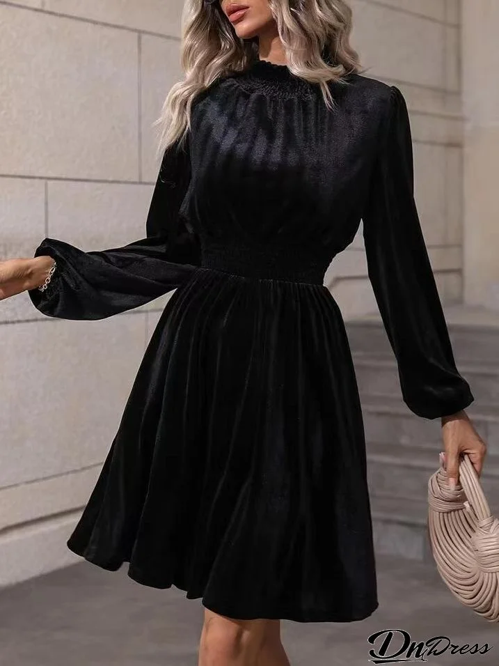Women Velvet Long Sleeve Dress