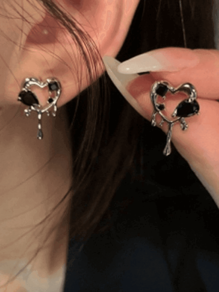 Brownm Hollow Out Heart Pattern Earring