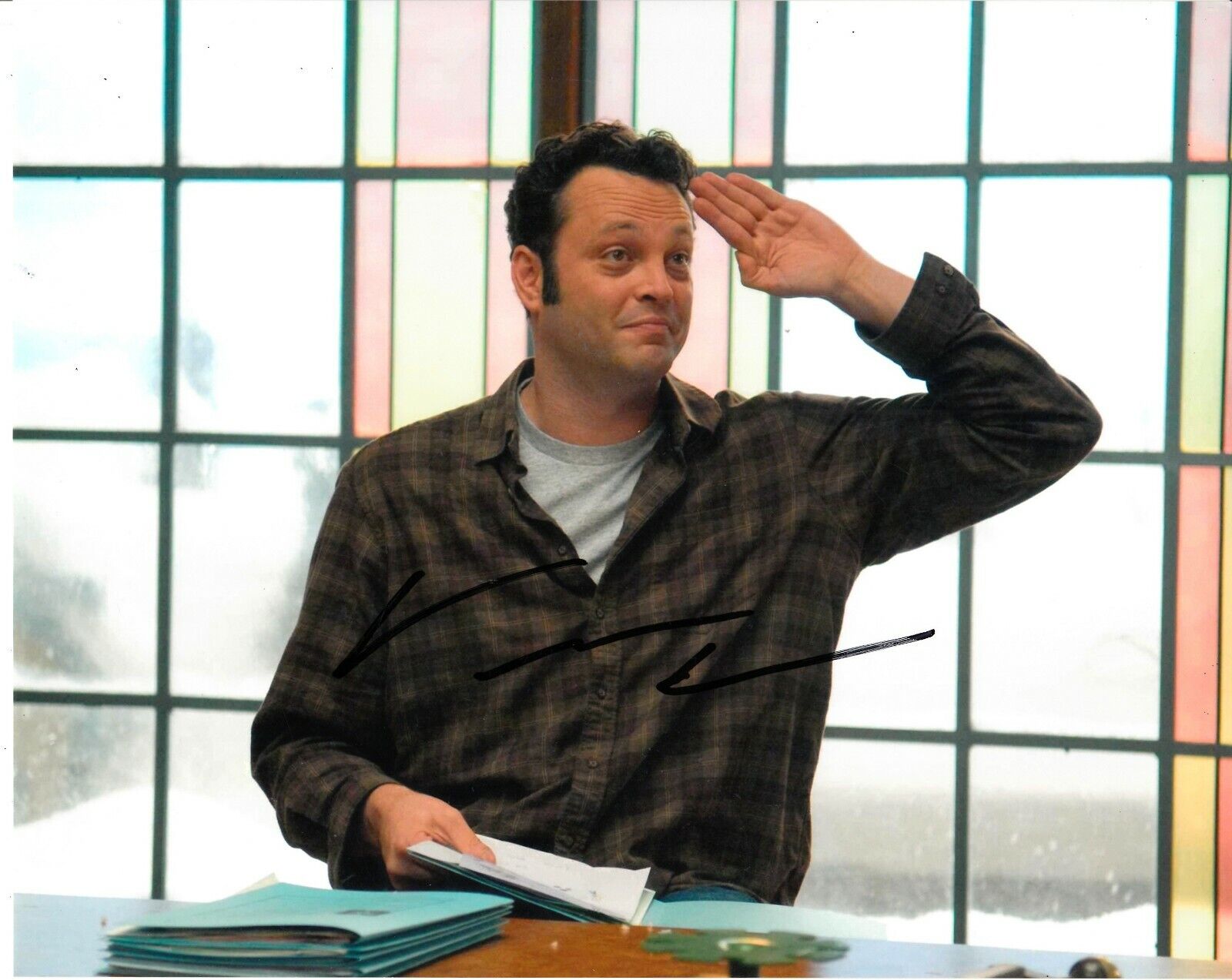 VINCE VAUGHN SIGNED Photo Poster painting UACC REG 242