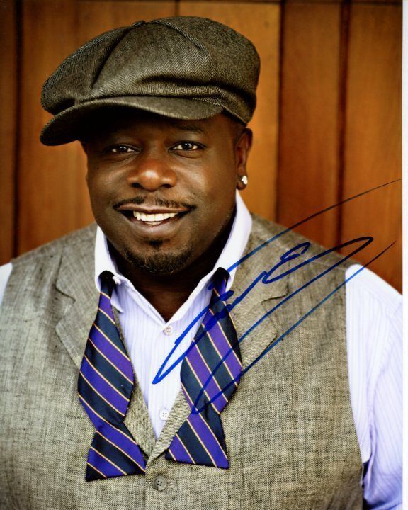 CEDRIC THE ENTERTAINER Signed Autographed Photo Poster painting