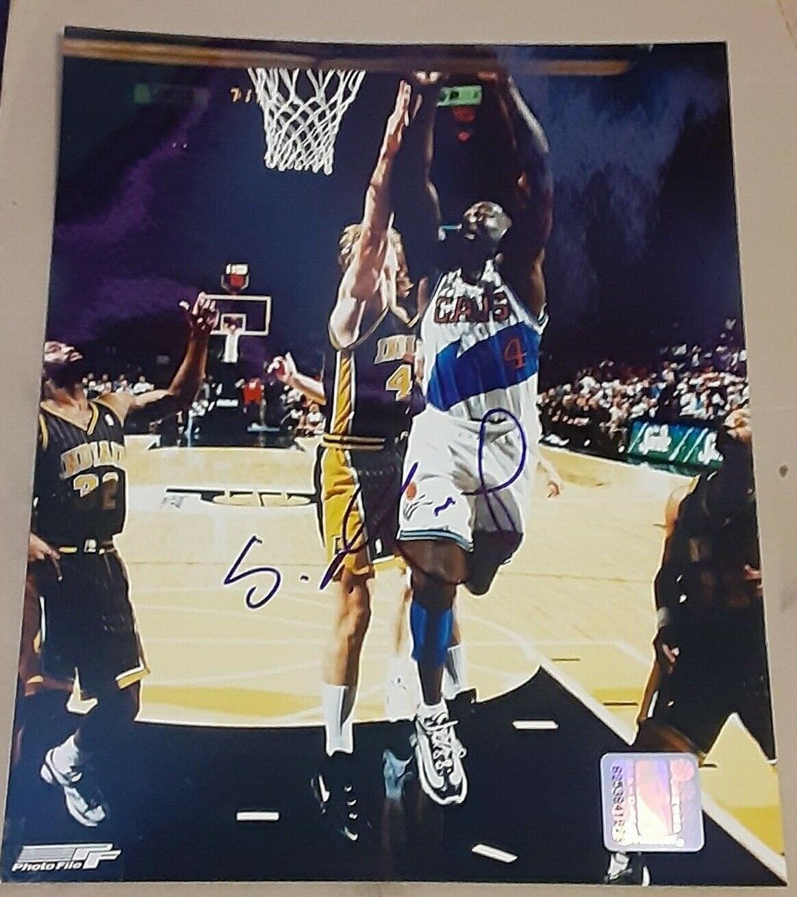 Shawn Kemp Cleveland Cavaliers SIGNED AUTOGRAPHED Photo Poster painting File 8x10 COA Basketball