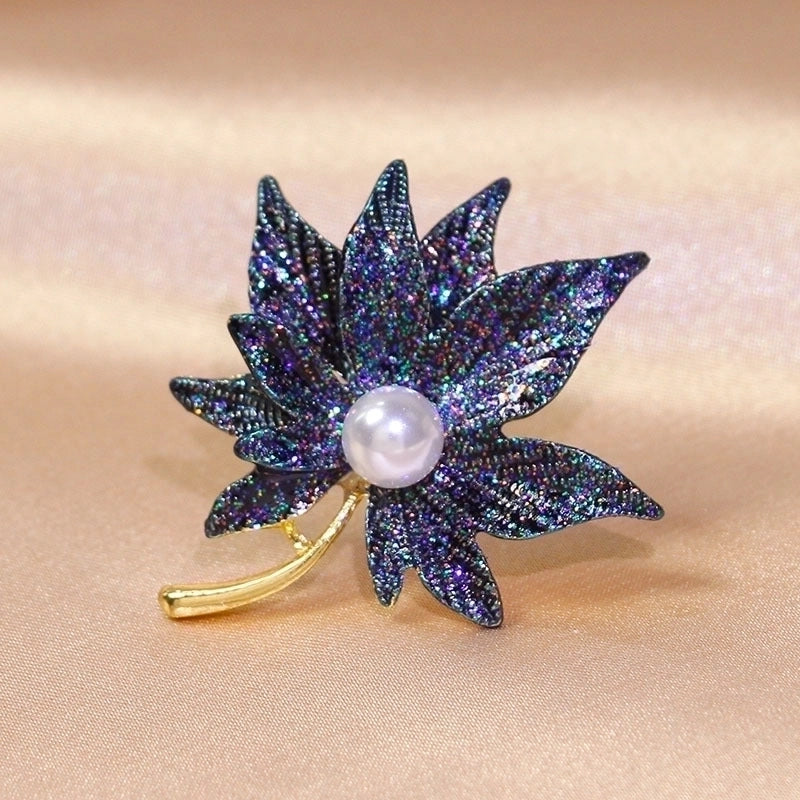 Elegant Glam Pin Geometric Alloy Plating Inlay Artificial Pearls Rhinestones Shell Women’s Brooches