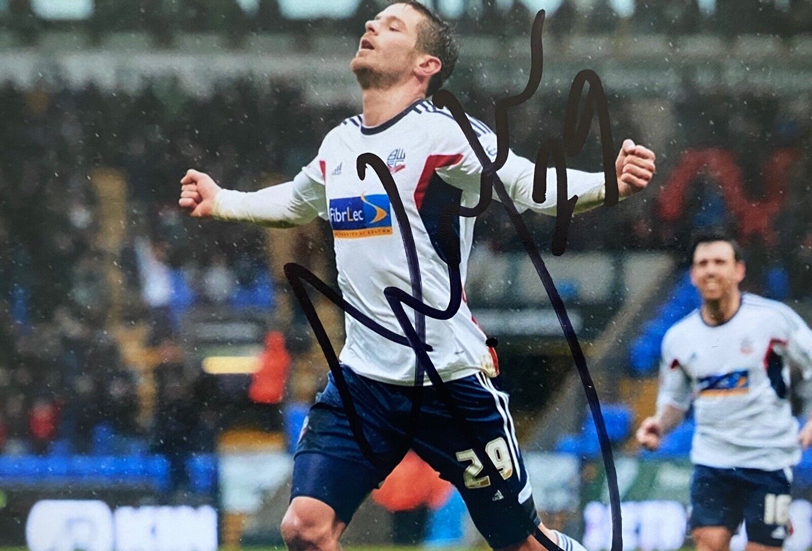 Lukas Jutkiewicz Genuine Hand Signed 6X4 Photo Poster painting - Bolton Wanderers