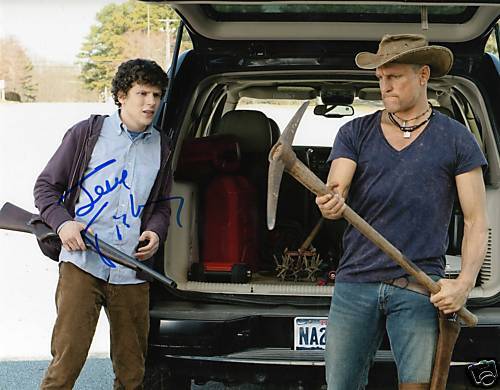 JESSE EISENBERG COLUMBUS ZOMBIELAND SIGNED 8X10 PICTURE