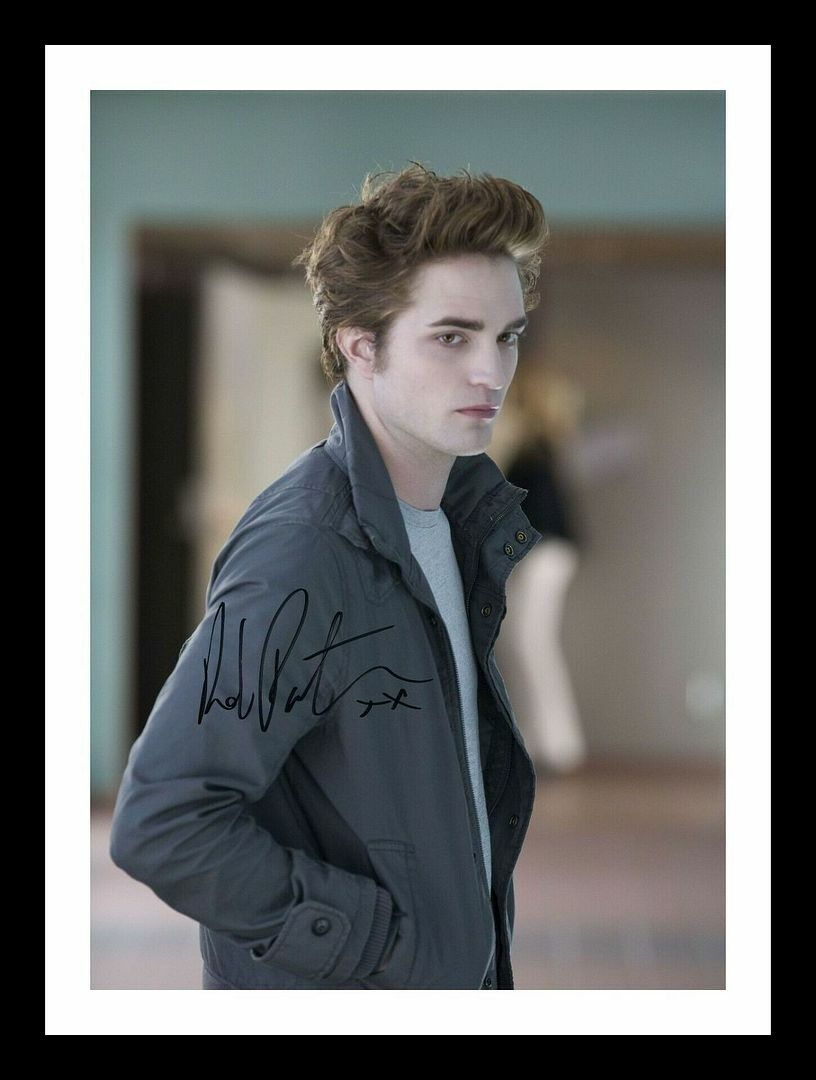 Robert Pattinson Autograph Signed & Framed Photo Poster painting 6