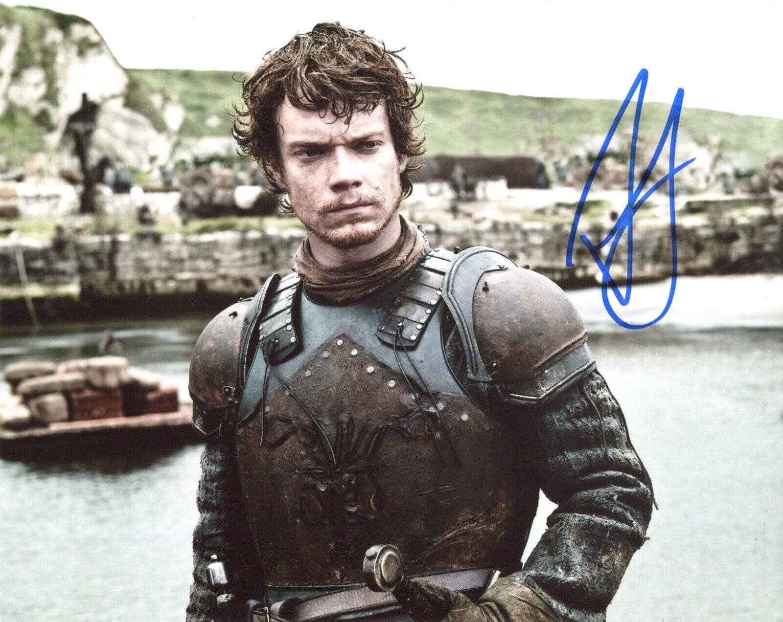 Actor Alfie Allen signed GAME OF THRONES 8x10 Photo Poster painting IMAGE No2