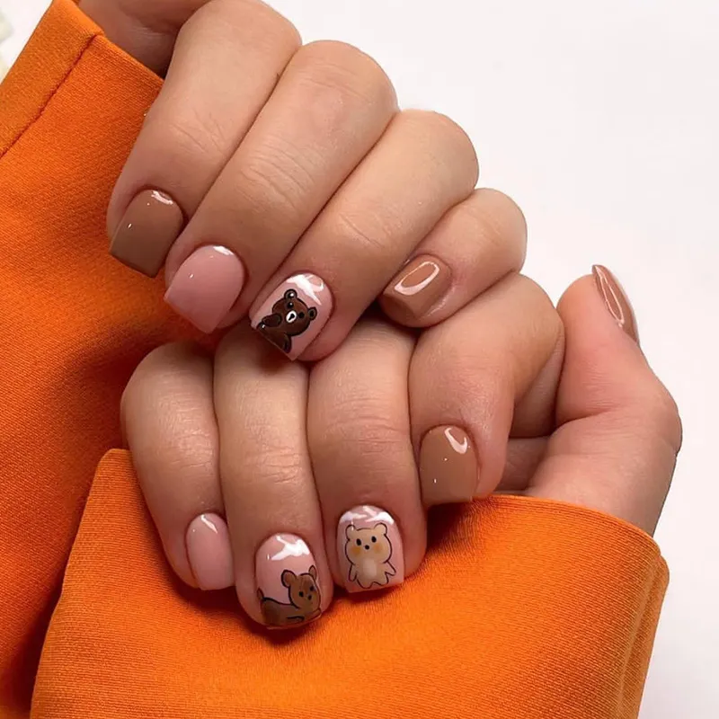Churchf Churchf And Winter Brown Maillard Cute Bear White Fashion Versatile Finished Nail Film Ins Wind Fake Nails
