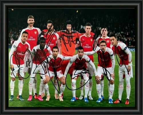 Arsenal F.C. - TEAM - A4 SIGNED AUTOGRAPHED Photo Poster painting POSTER