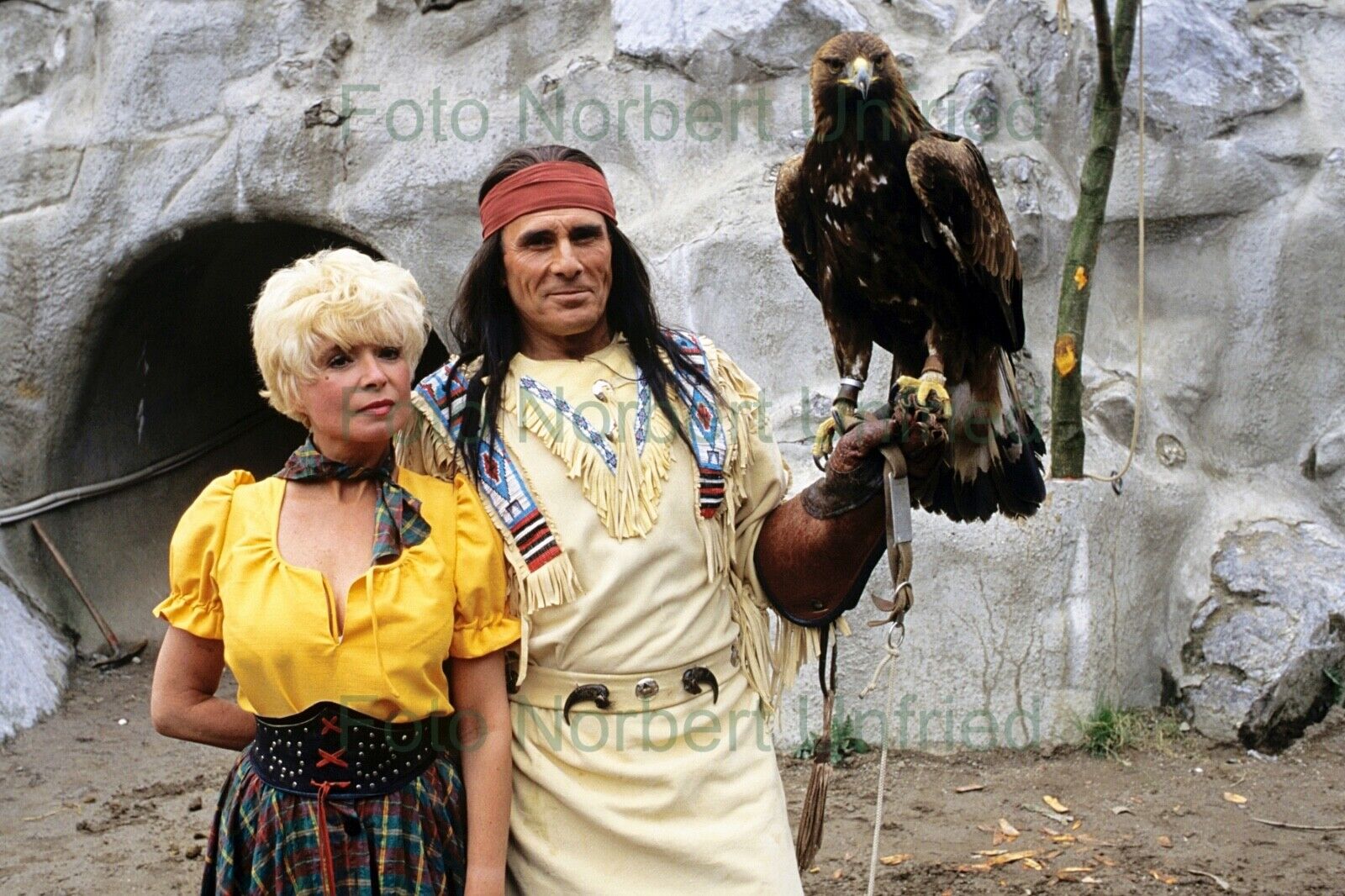 Ingrid Steeger - Gojko Mitic - Eagle - Photo Poster painting 20 X 30 CM Without Autograph (Nr