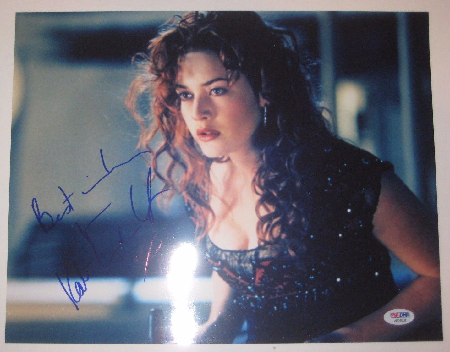 KATE WINSLET Signed 11x14 TITANIC Photo Poster painting w/ PSA LOA & Graded 10