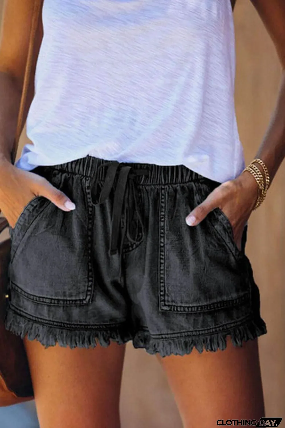 Black Casual Pocketed Frayed Denim Shorts