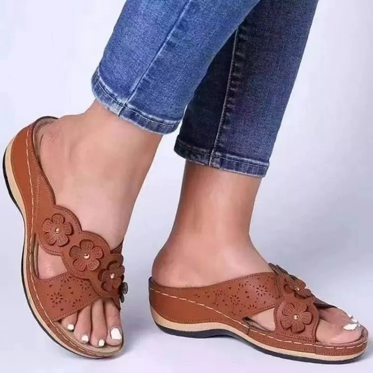 Yyvonne Summer New Large-Size Sandals Independent Diamond Fashion Slope And Leisure Cool Drag