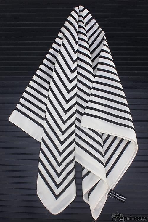 Simple Stripe Scarf