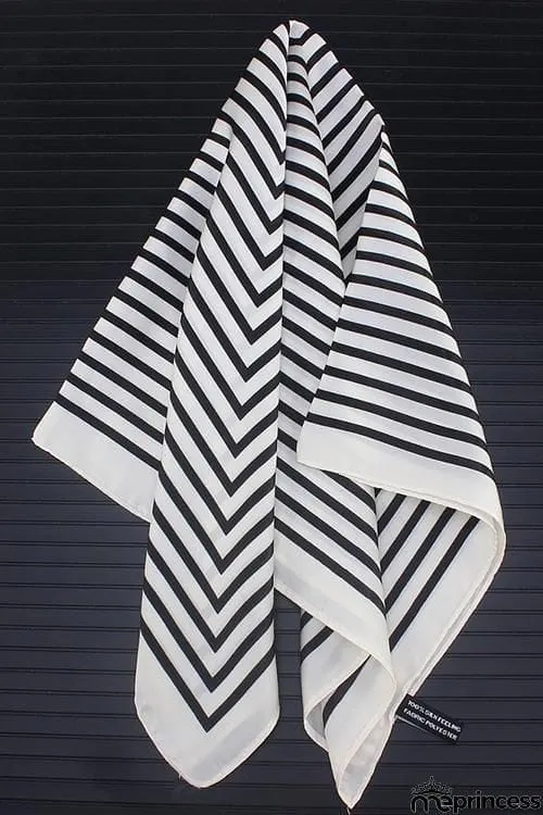 Simple Stripe Scarf