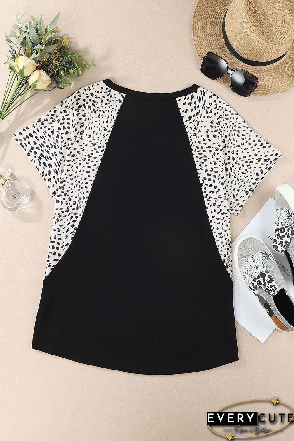 Black Leopard Sleeves Color Block V Neck T-shirt