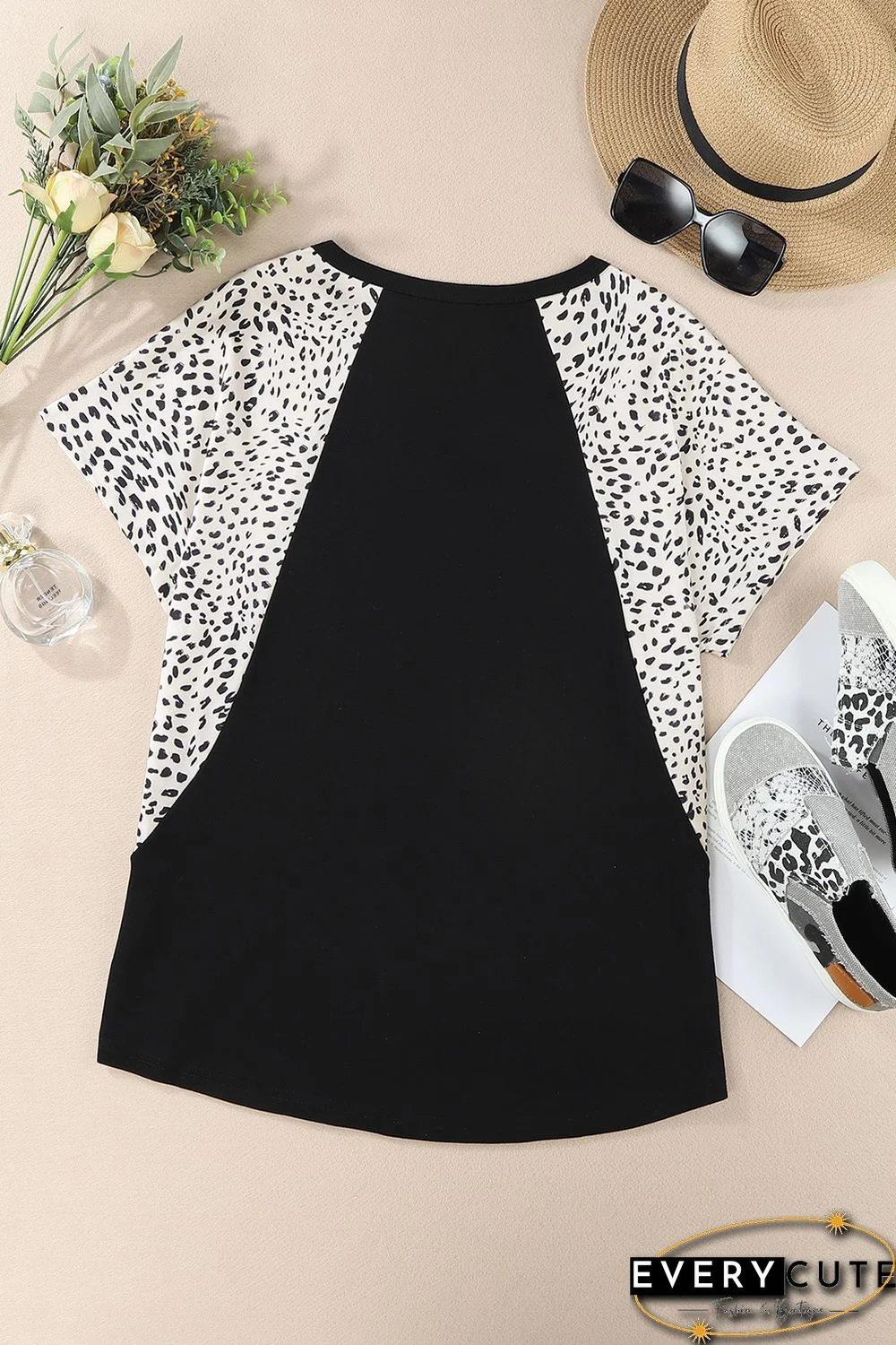 Black Leopard Sleeves Color Block V Neck T-shirt