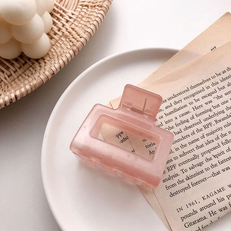 Simple Square Geometric Frosted Hair Claws Clamps Acetate Hairpins Women Hollow Out Ponytail Clips Makeup Styling Tools Headwear