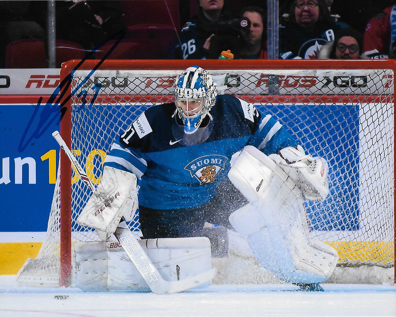 Team Finland Veini Vehvilainen Autographed Signed 8x10 Photo Poster painting COA D