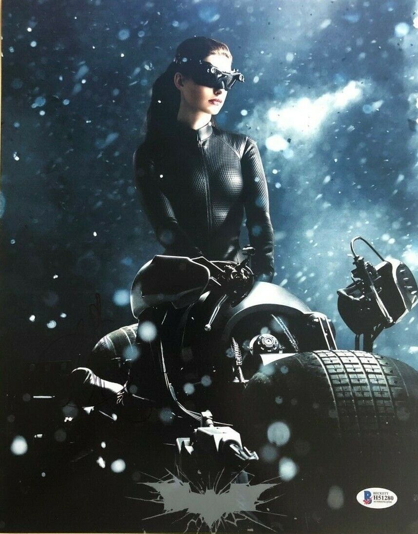 Anne Hathaway signed autographed 11x14 Photo Poster painting Dark Knight Catwoman BECKETT COA