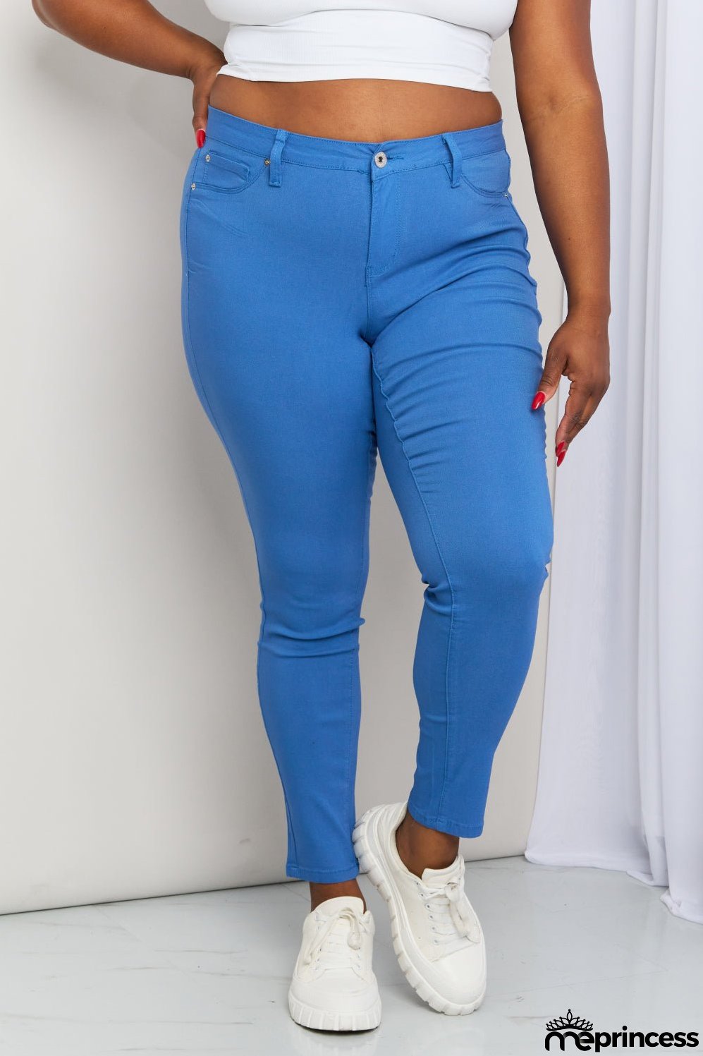 YMI Jeanswear Kate Hyper-Stretch Full Size Mid-Rise Skinny Jeans in Electric Blue