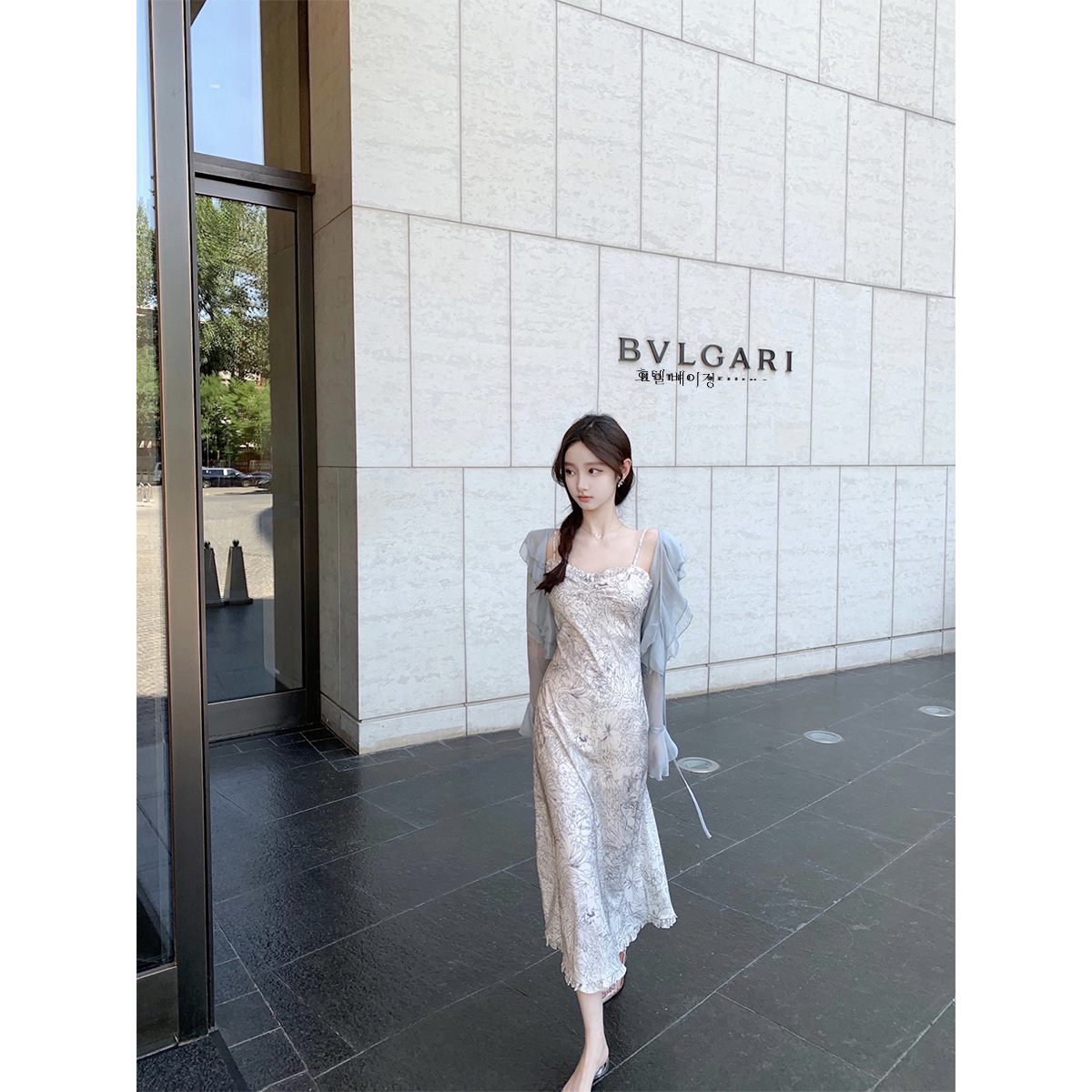 Tazines Duchunzi New Silk Strap Satin Dress Women's Print High Waist A-Line Long Skirt Korean Sle Commute Flower Pattern Dress